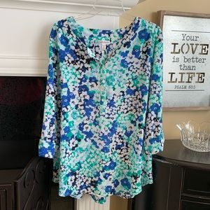 Croft and Borrow 3/4 sleeve flowered shirt